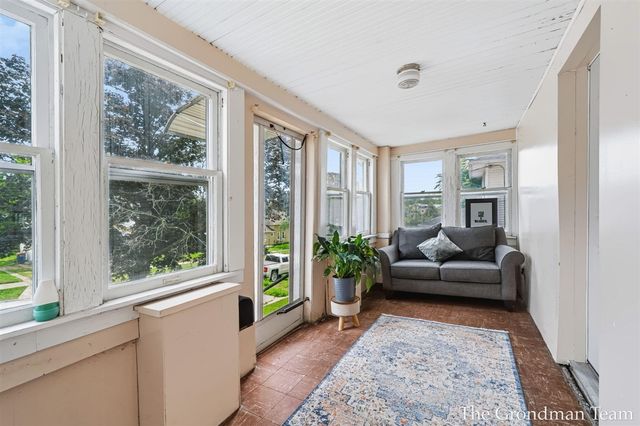 513 Spring Avenue, Grand Rapids, MI 49503