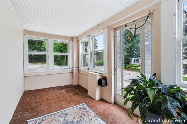 513 Spring Avenue, Grand Rapids, MI 49503