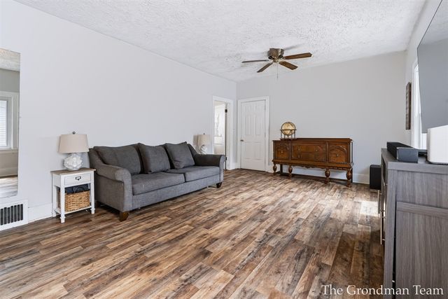 513 Spring Avenue, Grand Rapids, MI 49503