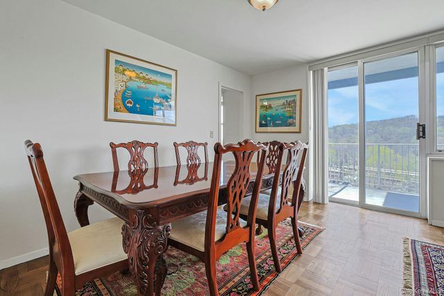 499 N Broadway 7i, White Plains, NY 10603