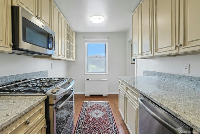 499 N Broadway 7i, White Plains, NY 10603