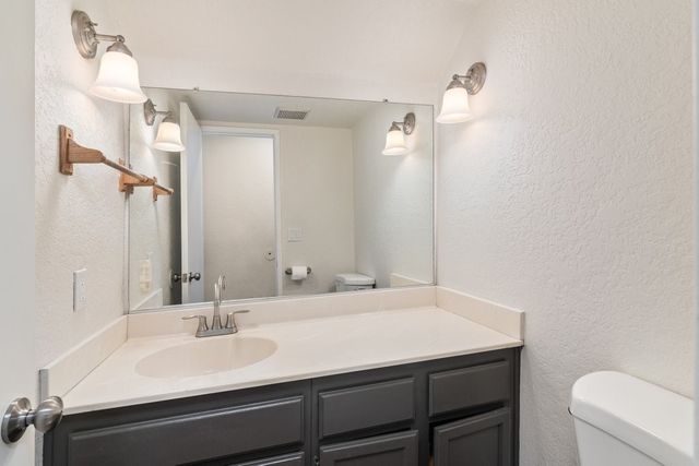 15600 Lake Ridge, Lake Elsinore, CA 92530