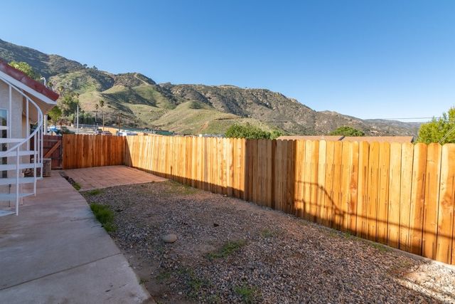 15600 Lake Ridge, Lake Elsinore, CA 92530