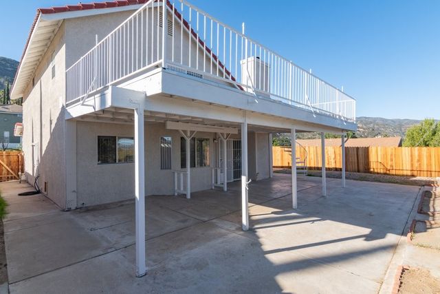 15600 Lake Ridge, Lake Elsinore, CA 92530