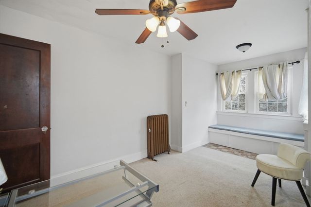 32 Burton St, Springfield, MA 01108