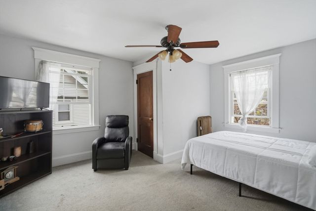 32 Burton St, Springfield, MA 01108