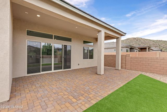 14768 N Blue Juniper Lane, Marana, AZ 85658