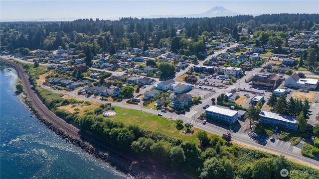 1810 Rainier Street, Steilacoom, WA 98388