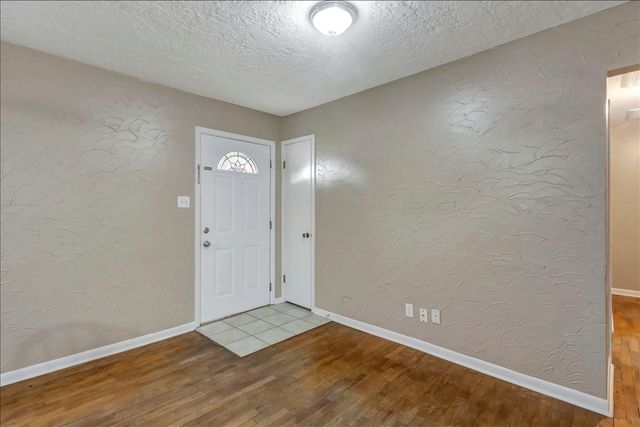708 Moody Avenue, League City, TX 77573