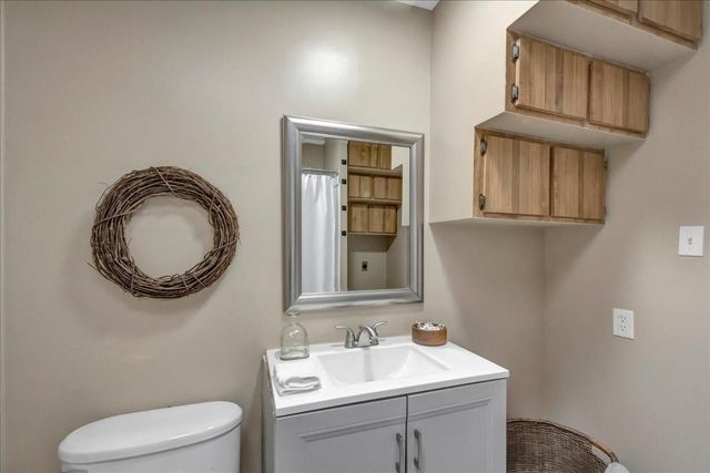 708 Moody Avenue, League City, TX 77573