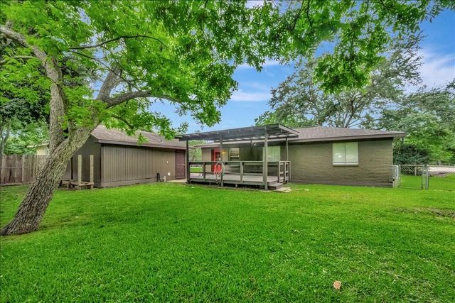 708 Moody Avenue, League City, TX 77573