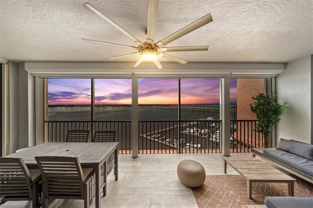 2104 W First ST # 1402, Fort Myers, FL 33901