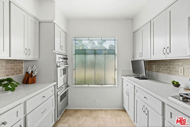924 E Glenoaks Boulevard, Glendale, CA 91207