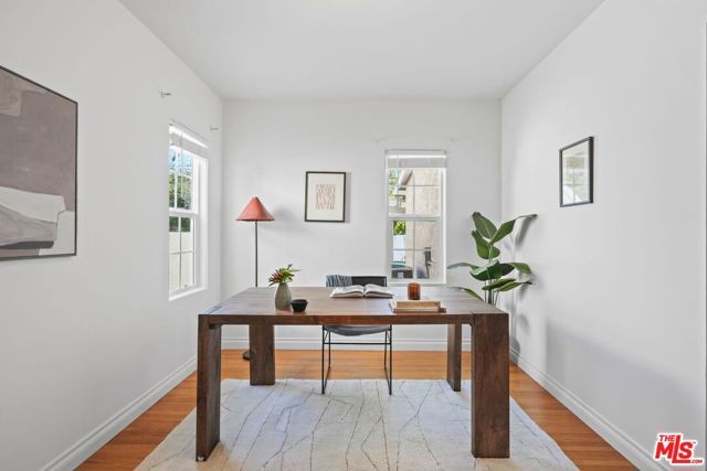 924 E Glenoaks Boulevard, Glendale, CA 91207