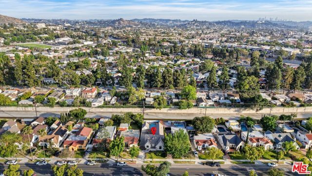 924 E Glenoaks Boulevard, Glendale, CA 91207