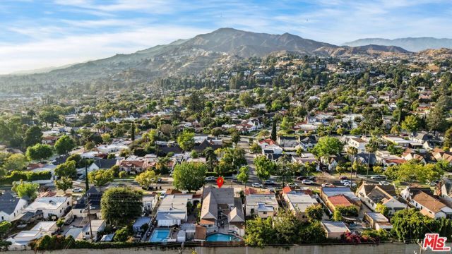 924 E Glenoaks Boulevard, Glendale, CA 91207