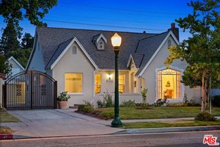 924 E Glenoaks Boulevard, Glendale, CA 91207