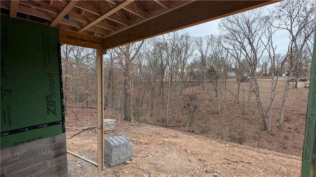 17 Orkney Drive, Bella Vista, AR 72715