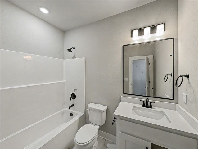 17 Orkney Drive, Bella Vista, AR 72715