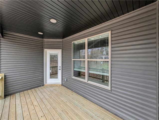 17 Orkney Drive, Bella Vista, AR 72715