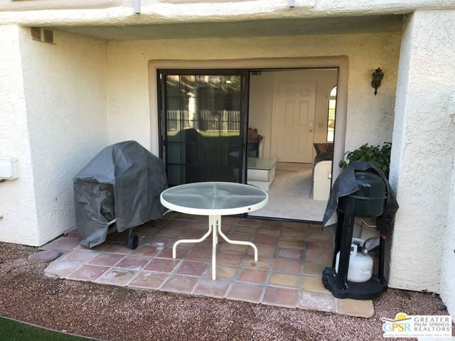 2701 E Mesquite Ave Unit EE165 Avenue EE165, Palm Springs, CA 92264