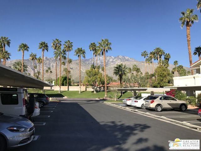 2701 E Mesquite Ave Unit EE165 Avenue EE165, Palm Springs, CA 92264