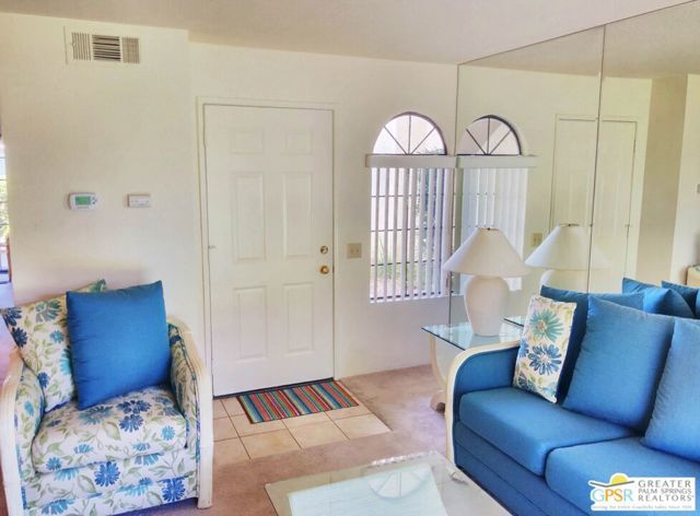 2701 E Mesquite Ave Unit EE165 Avenue EE165, Palm Springs, CA 92264