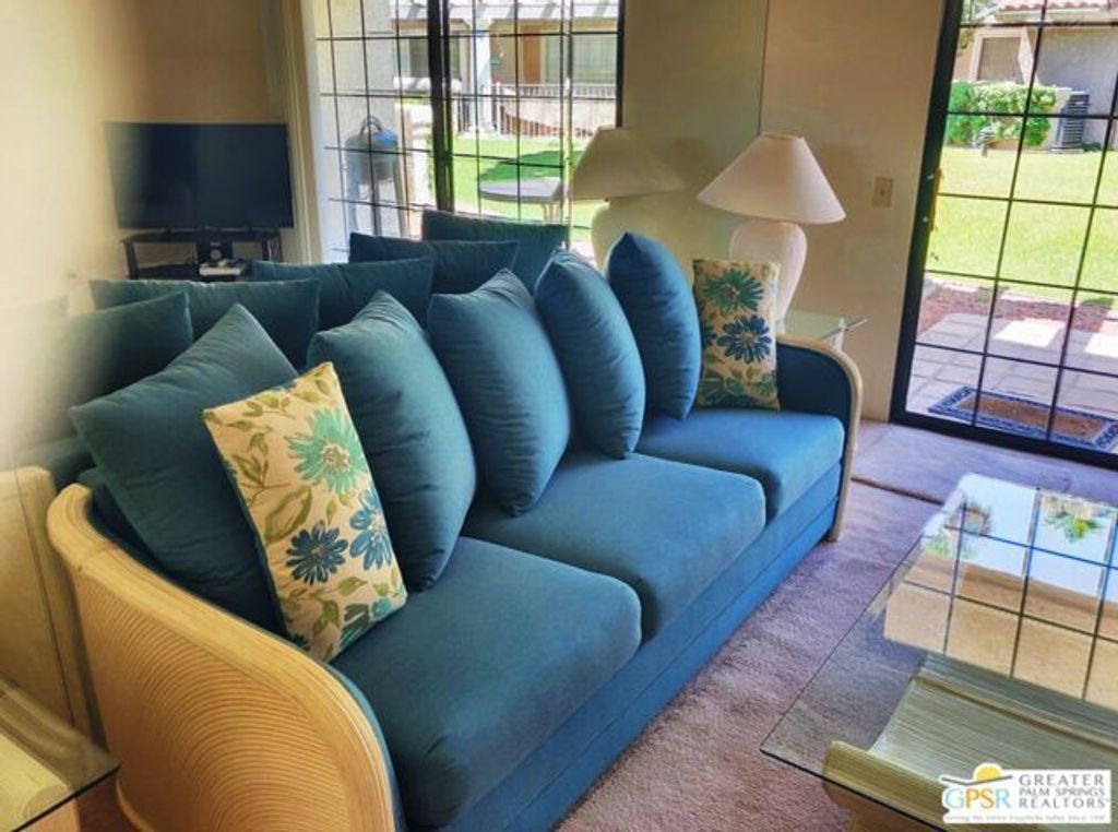 2701 E Mesquite Ave Unit EE165 Avenue EE165, Palm Springs, CA 92264