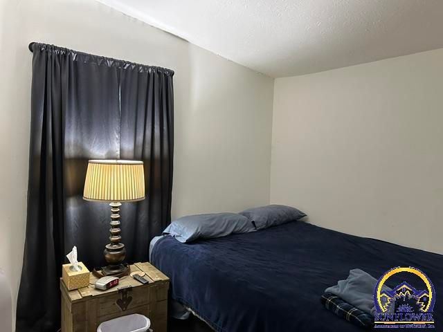 1328 E 16th ST, Lawrence, KS 66044