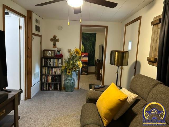1328 E 16th ST, Lawrence, KS 66044