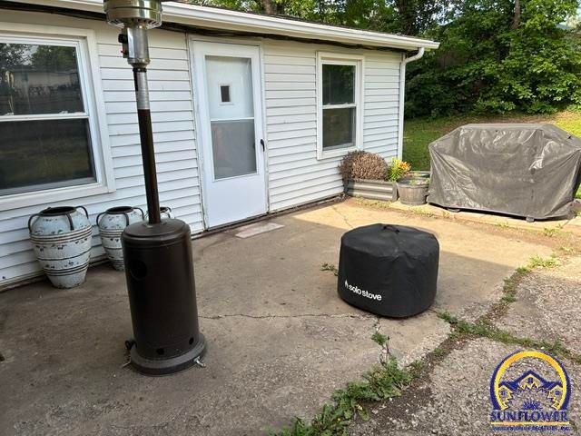 1328 E 16th ST, Lawrence, KS 66044