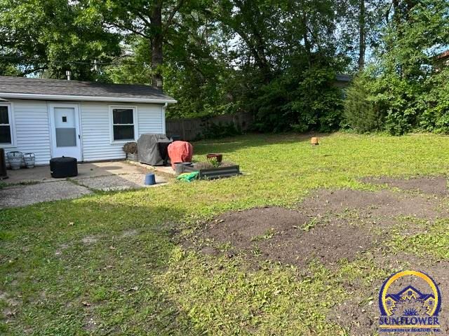 1328 E 16th ST, Lawrence, KS 66044
