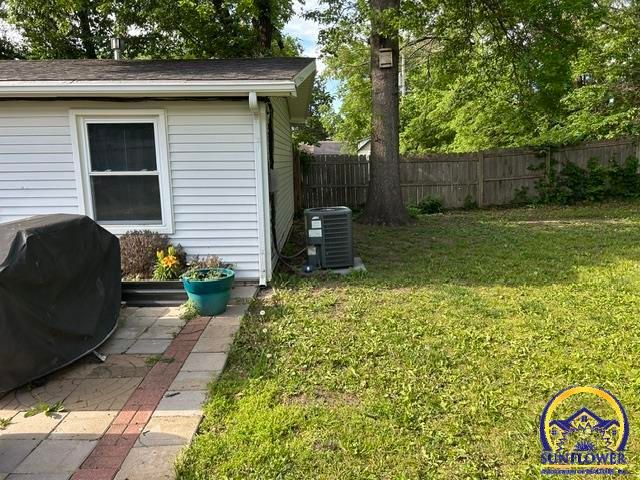 1328 E 16th ST, Lawrence, KS 66044