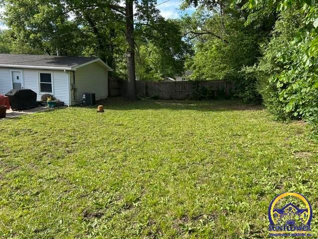 1328 E 16th ST, Lawrence, KS 66044