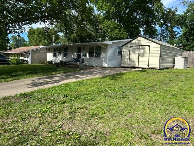 1328 E 16th ST, Lawrence, KS 66044