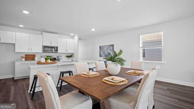 40 Cypress Loop, Port Wentworth, GA 31407