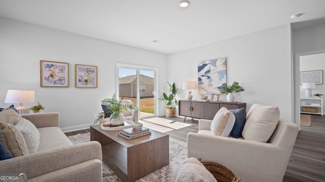 40 Cypress Loop, Port Wentworth, GA 31407