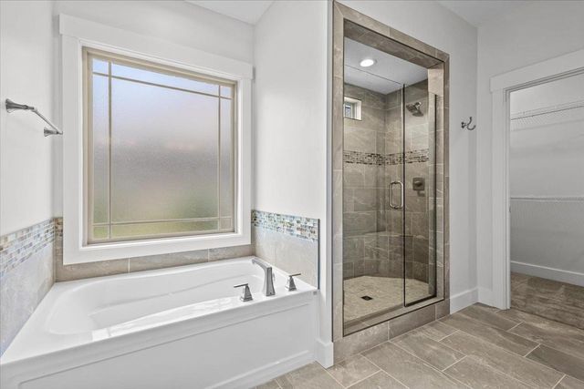 18 Double Crest Drive, Taylors, SC 29687