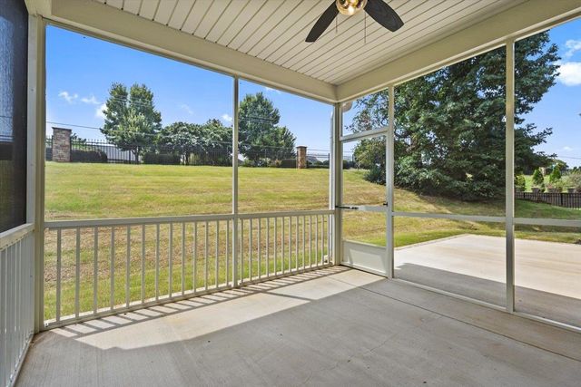 18 Double Crest Drive, Taylors, SC 29687