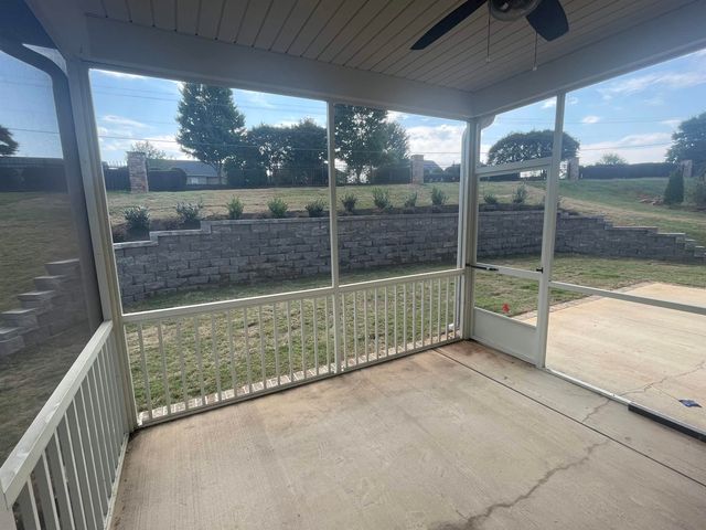 18 Double Crest Drive, Taylors, SC 29687