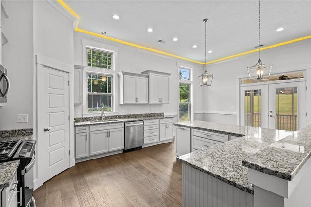 18 Double Crest Drive, Taylors, SC 29687