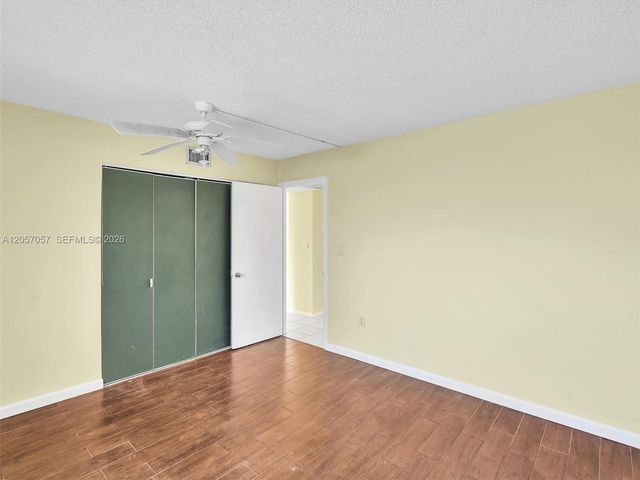 3600 NE 170th St 211, North Miami Beach, FL 33160