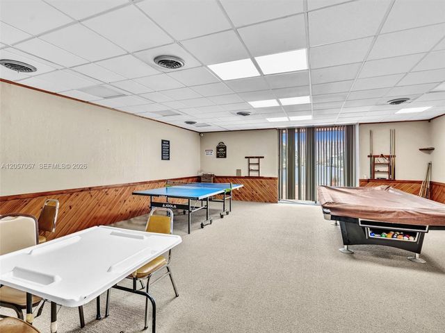 3600 NE 170th St 211, North Miami Beach, FL 33160
