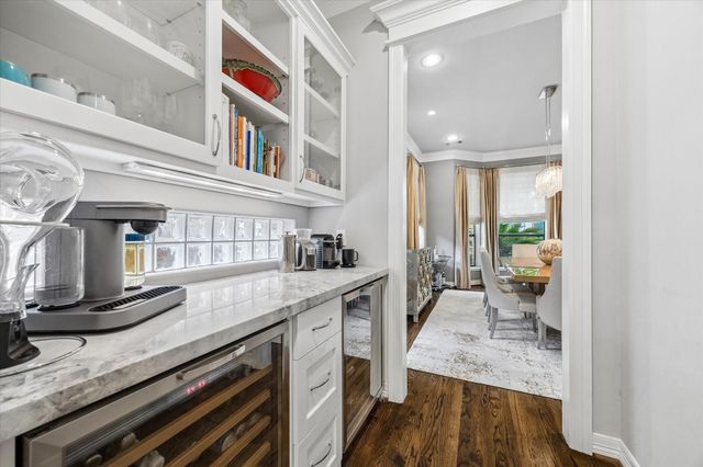938 Columbia Street, Houston, TX 77008