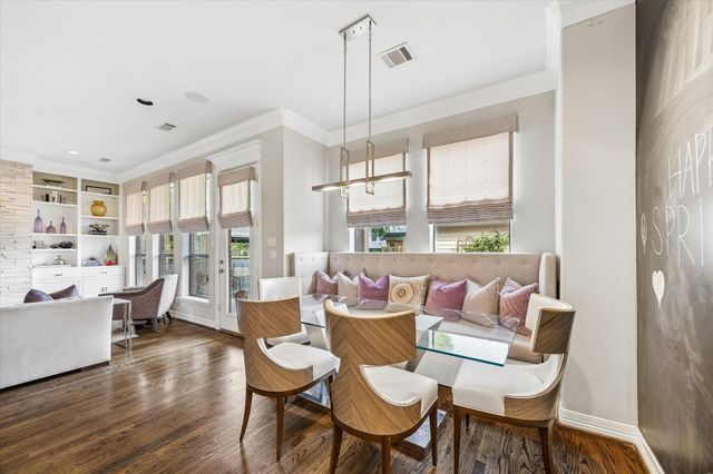 938 Columbia Street, Houston, TX 77008