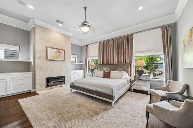 938 Columbia Street, Houston, TX 77008