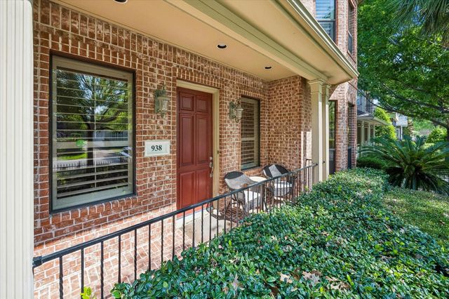 938 Columbia Street, Houston, TX 77008