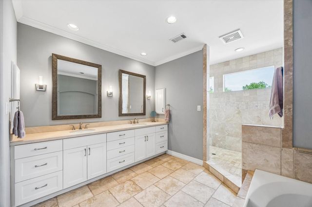 938 Columbia Street, Houston, TX 77008