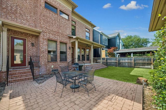 938 Columbia Street, Houston, TX 77008