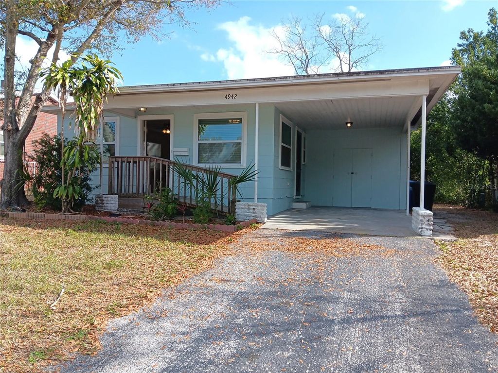 4942 OXFORD AVENUE N, St Petersburg, FL 33710